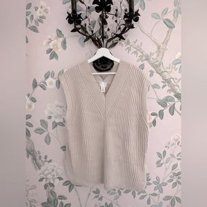 H&M Vest - new with tags